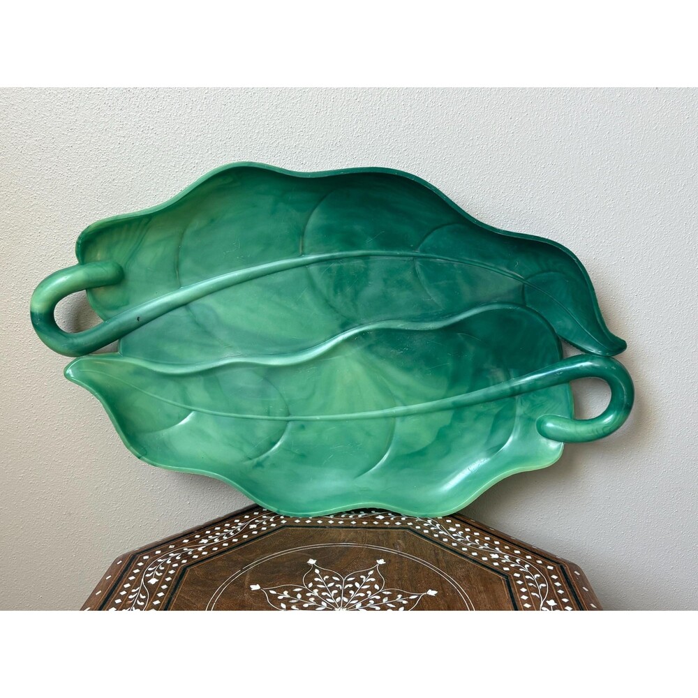 Vintage Green Plastic Leaf Serving Tray/Platter ‘ A Lucky Wish’ USA
